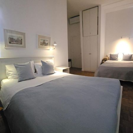 רומא Residenza I Rioni Guesthouse מראה חיצוני תמונה