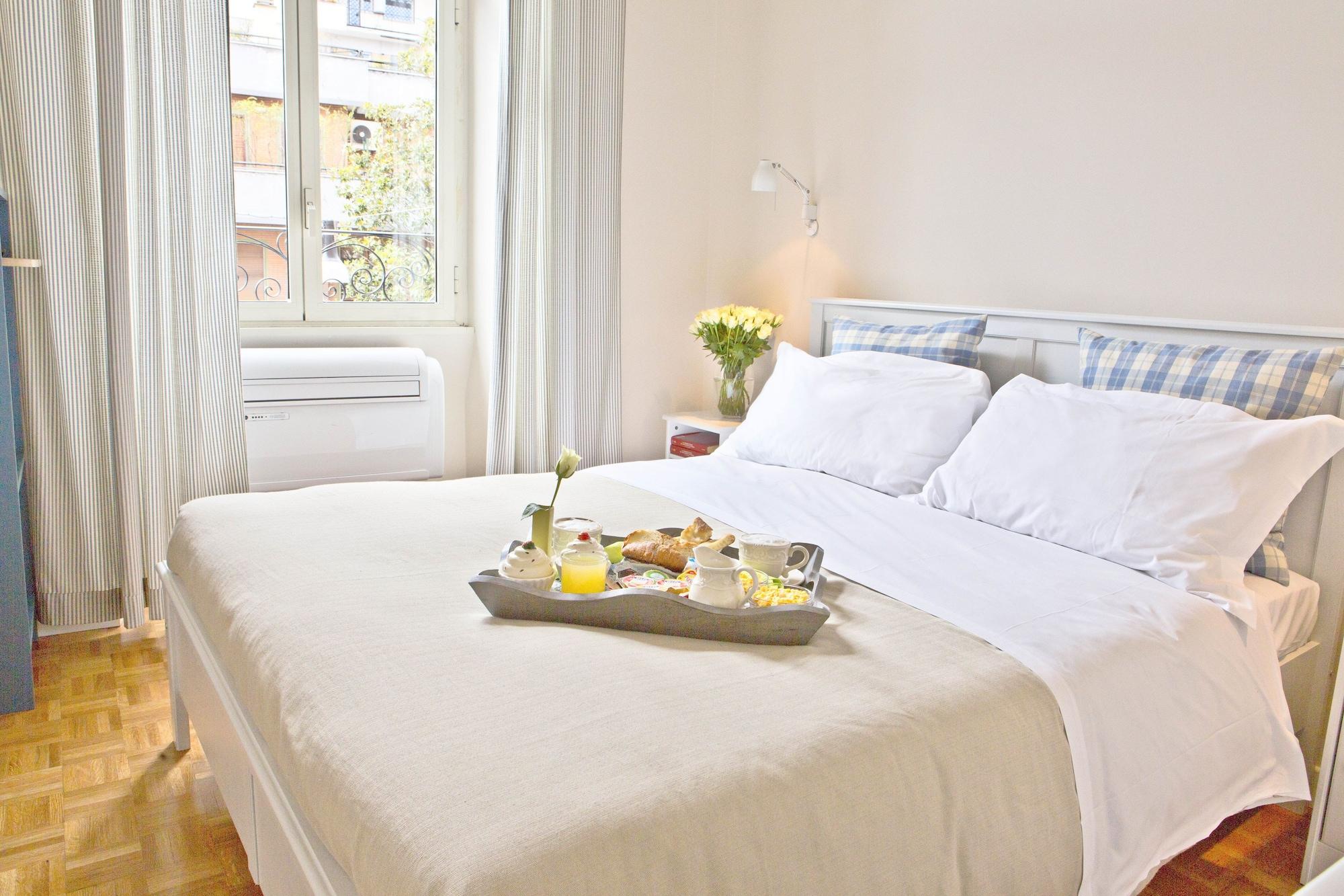 רומא Residenza I Rioni Guesthouse מראה חיצוני תמונה
