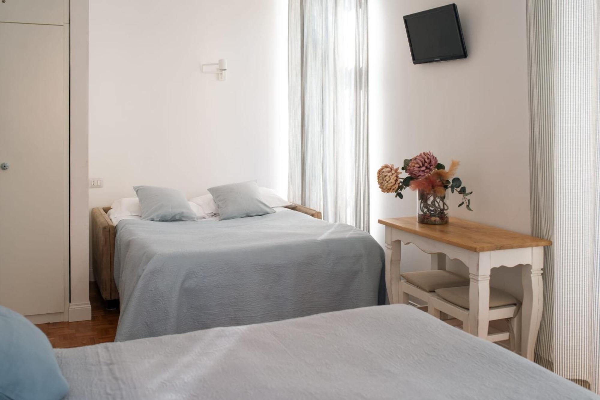 רומא Residenza I Rioni Guesthouse מראה חיצוני תמונה