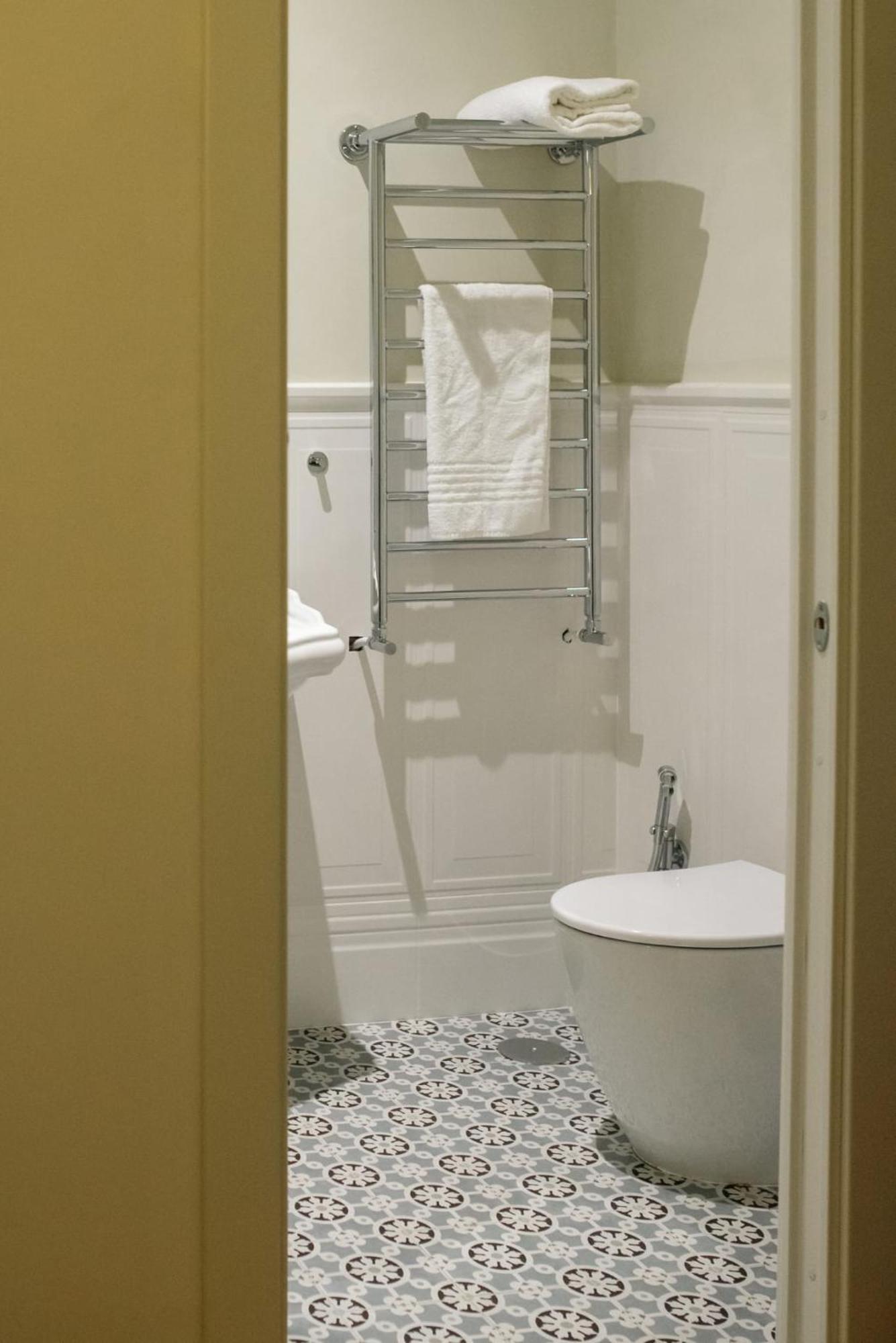 רומא Residenza I Rioni Guesthouse מראה חיצוני תמונה