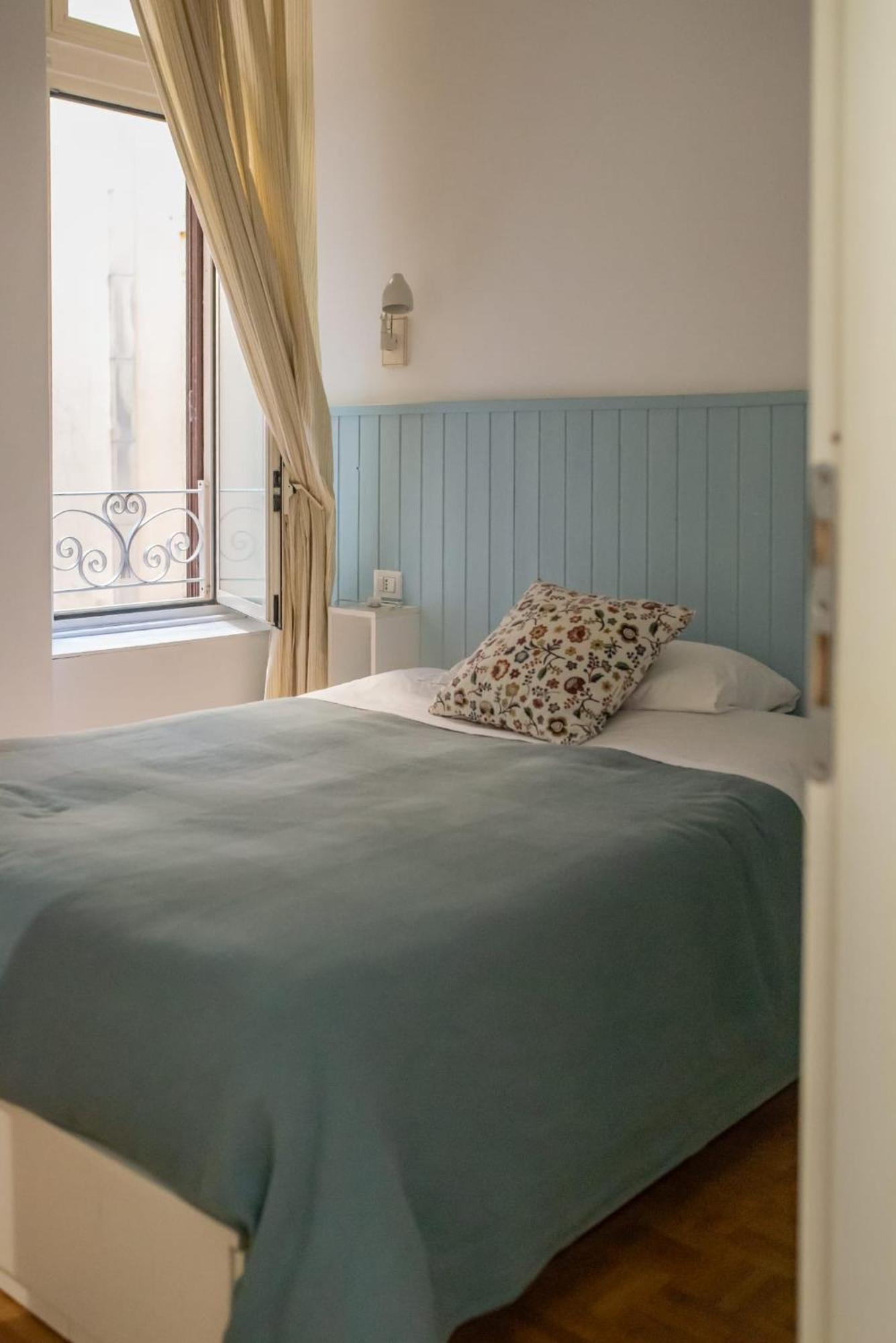 רומא Residenza I Rioni Guesthouse מראה חיצוני תמונה